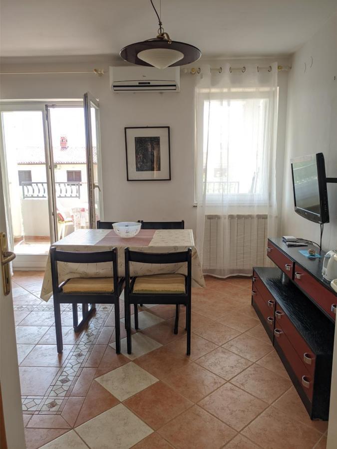 Villa Triton Vinkuran Bagian luar foto