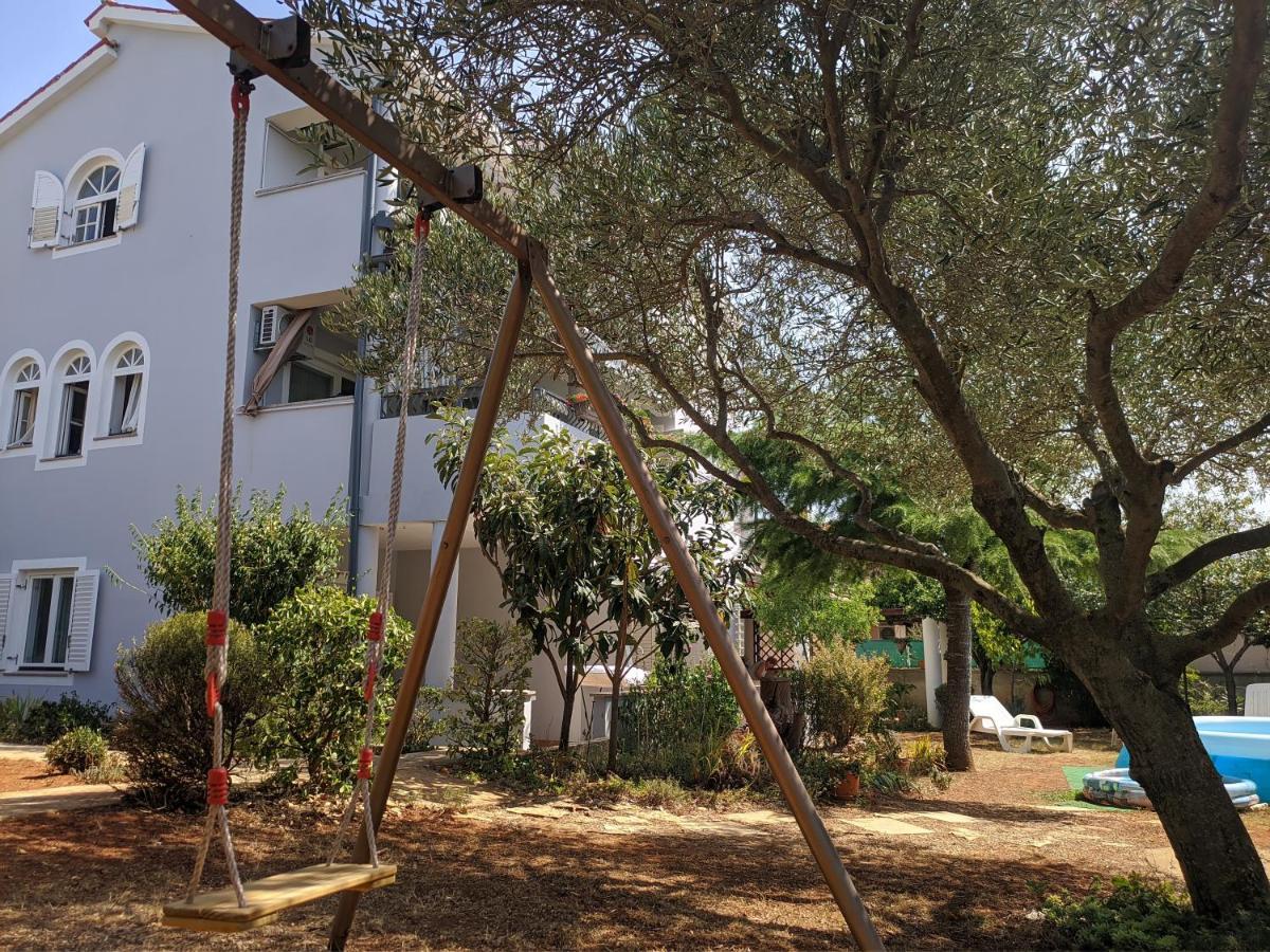 Villa Triton Vinkuran Bagian luar foto