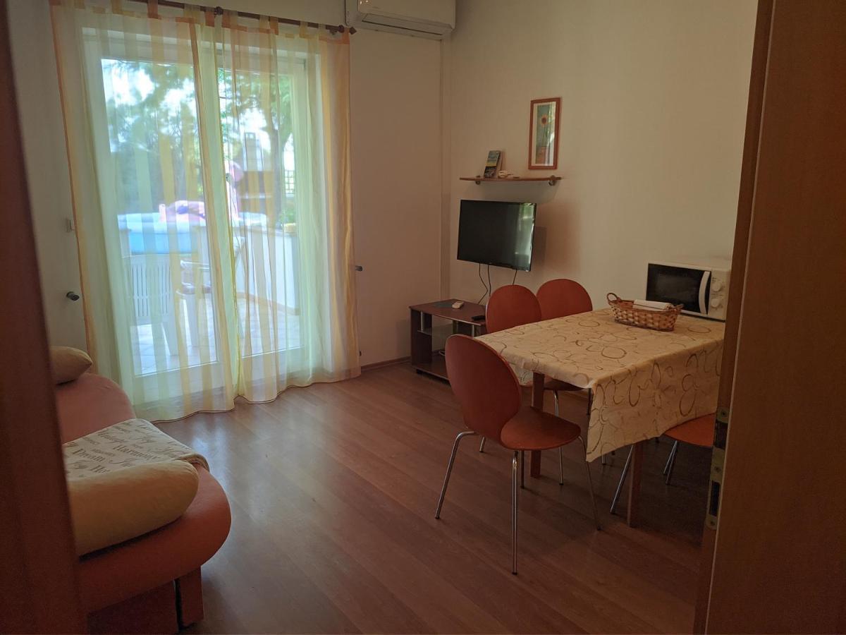 Villa Triton Vinkuran Bagian luar foto