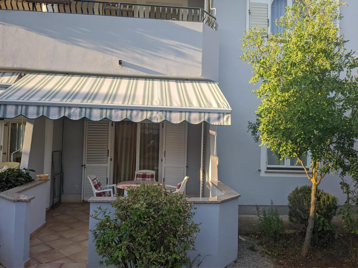 Villa Triton Vinkuran Bagian luar foto