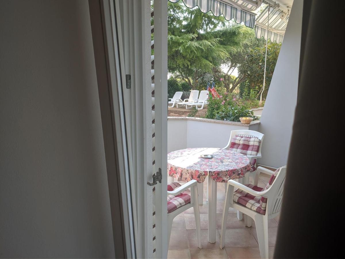 Villa Triton Vinkuran Bagian luar foto