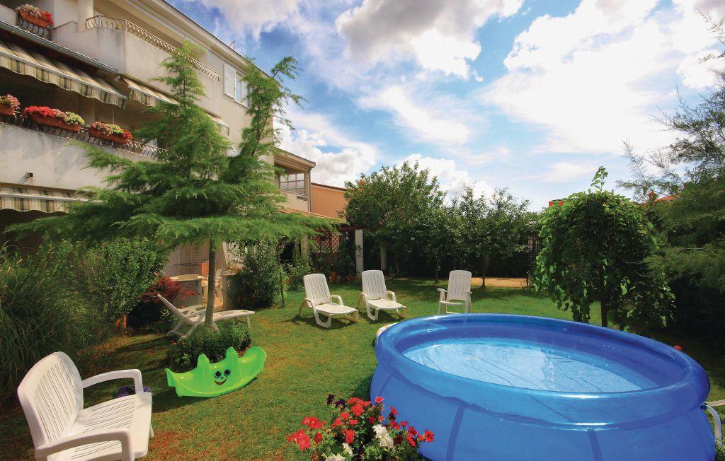 Villa Triton Vinkuran Bagian luar foto